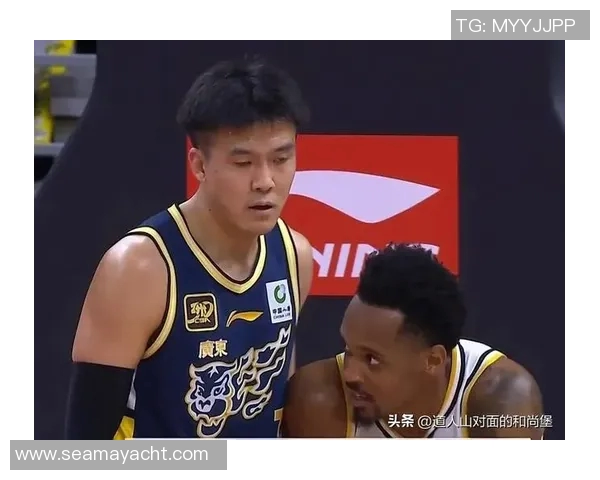 CBA焦点对决广厦迎战四川全力争胜展现球队实力与斗志